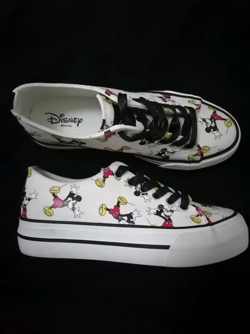 Ropa zapatillas nuevas y poco uso - 3