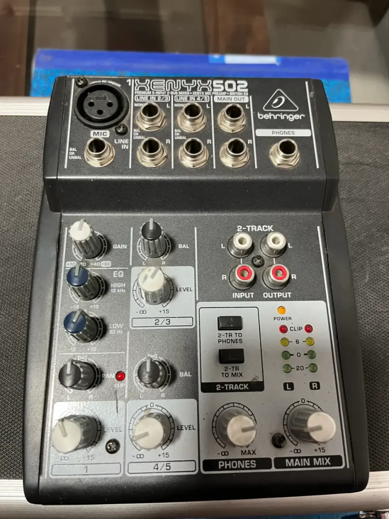 Mezclador de audio compacto - 3