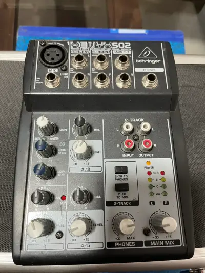 Mezclador de audio compacto - miniatura 3