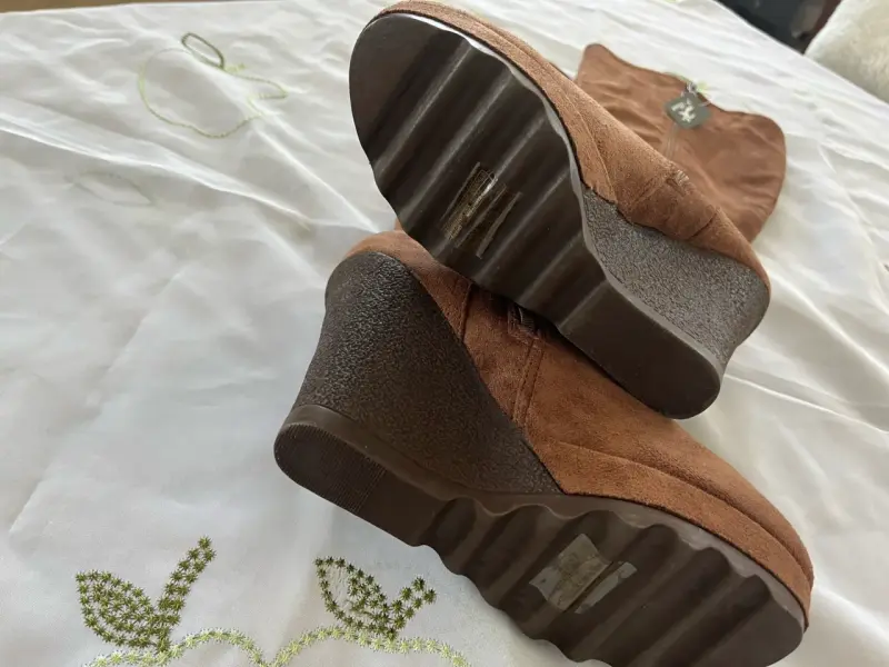 Botas marrones de cuña nuevas - 2