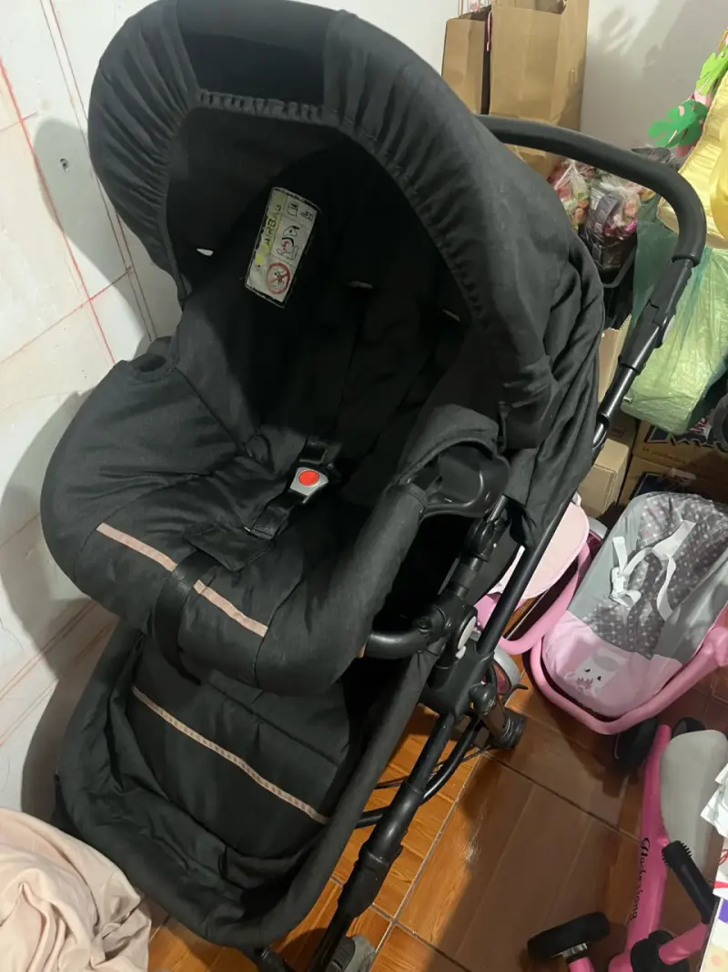 Coche para bebé negro - 1