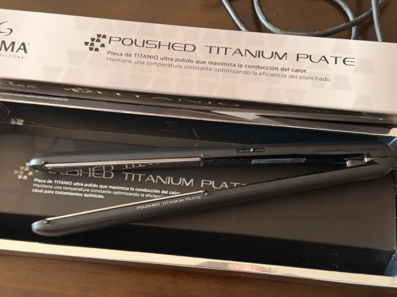 Plancha de pelo Titano GAMA - 2