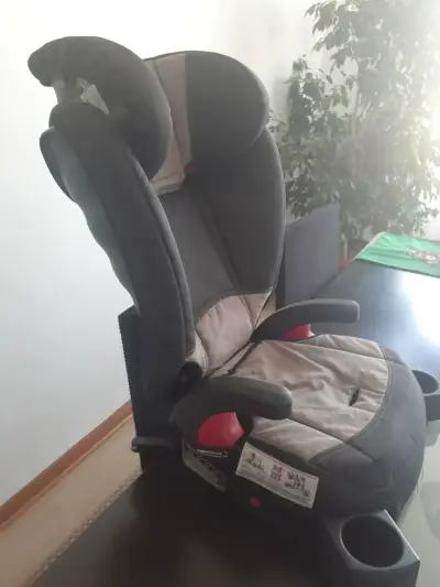 Silla de auto para niños negra - miniatura 3