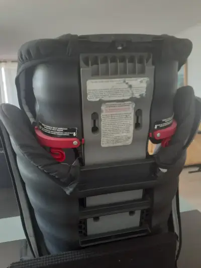 Silla de auto para niños negra - miniatura 4