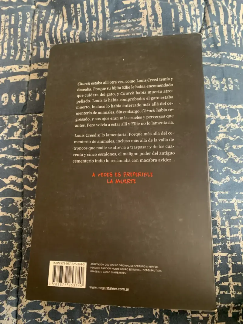 Libro Cementerio de Animales - 2
