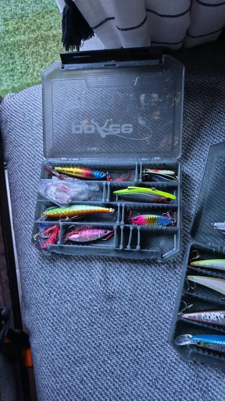 Caja de señuelos para pesca - 2