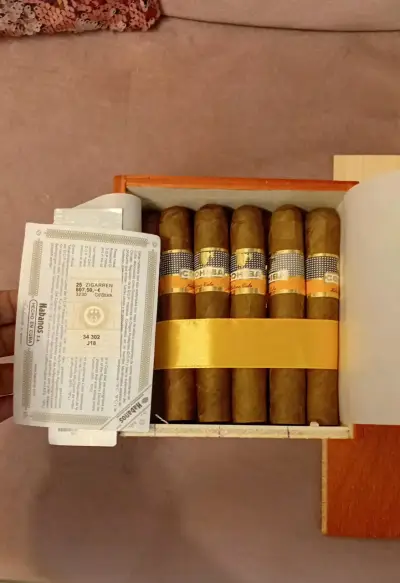 Caja de puros Cohiba - miniatura 1