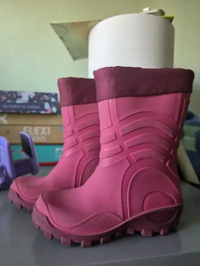 Botas infantiles fucsias impermeables - miniatura 1