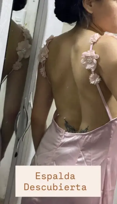 Vestido rosa con flores satín - miniatura 2