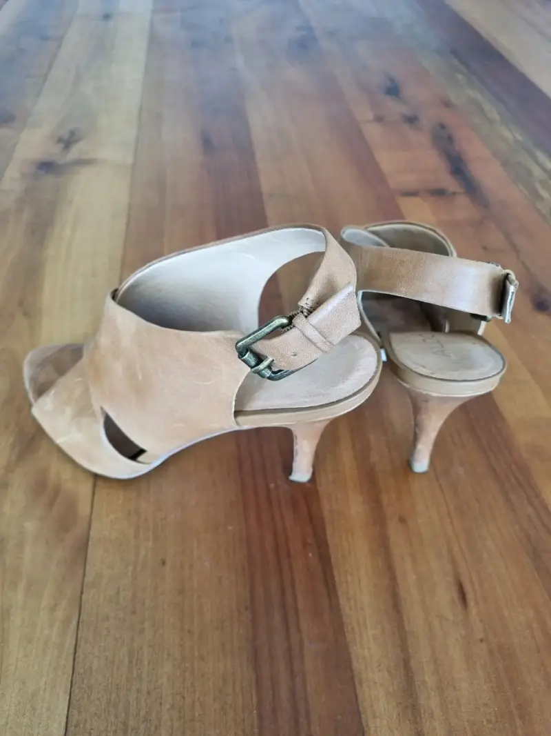 Sandalias de tacón beige cuero - ALDO - 2