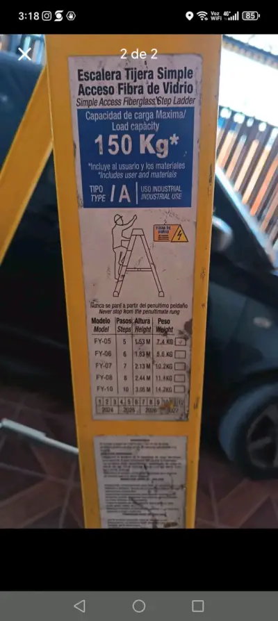 Escalera de aluminio amarilla - miniatura 2