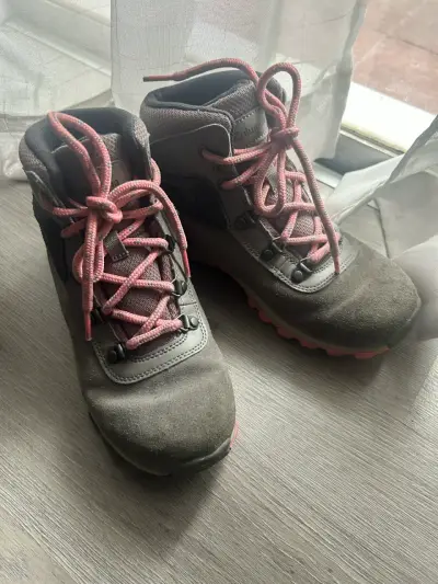 Botas Niña marca Columbia - miniatura 2
