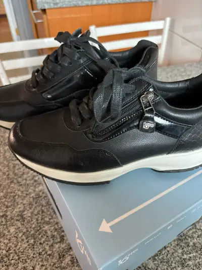 Zapatillas negras con cierre, talla 38, mujer, cue - miniatura 3