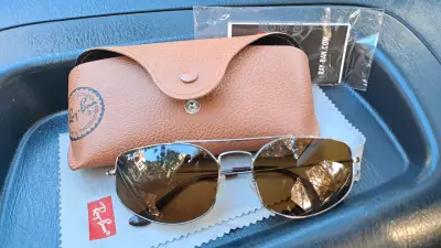 Lentes de sol Ray-Ban P metálicos - miniatura 1