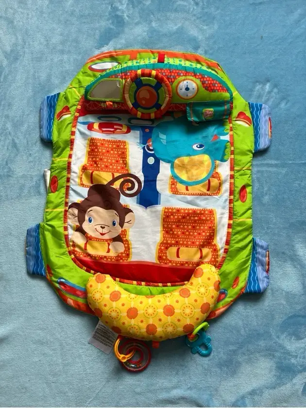 Alfombra infantil de juegos