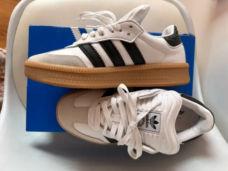 Zapatillas adidas Samba XLG - 4