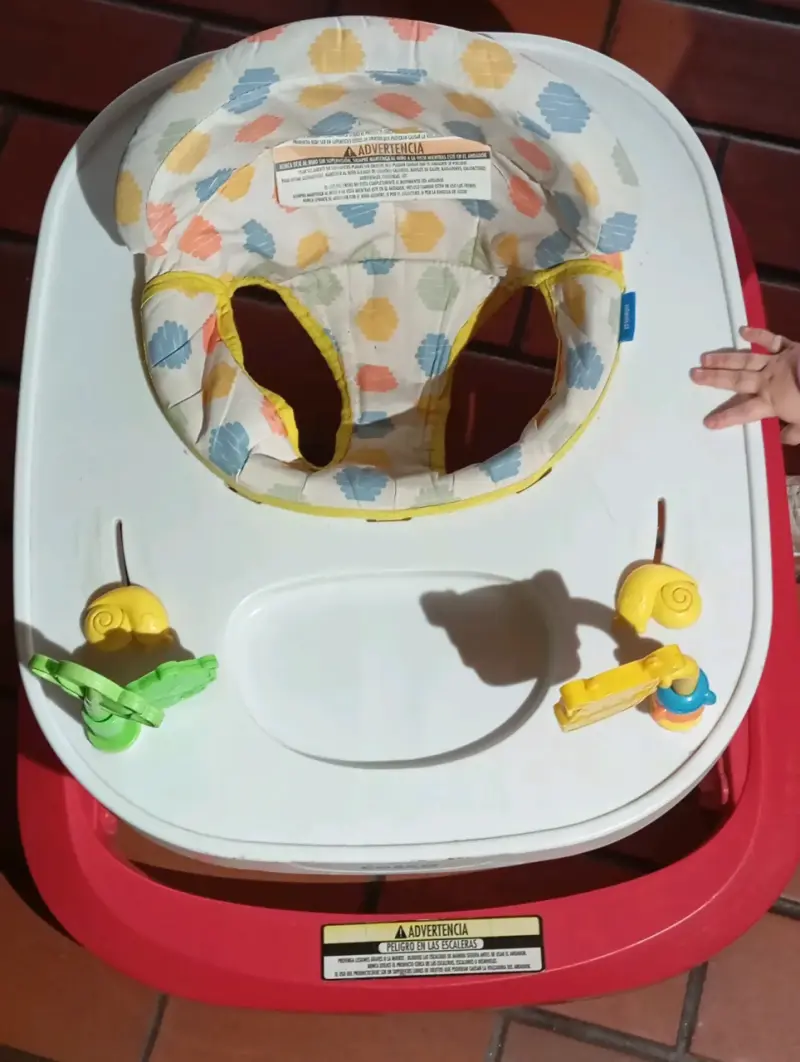 Andador infantil multicolor - 1