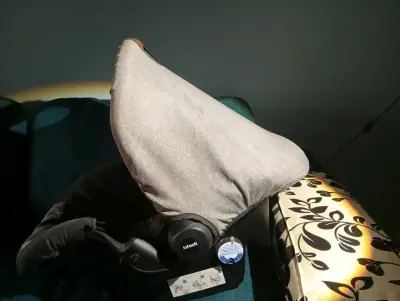 Silla para auto infantil negra - miniatura 3