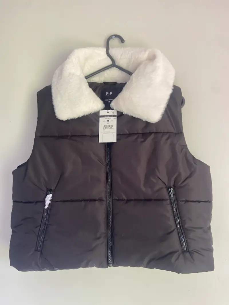 Chaqueta sin mangas nueva - 1