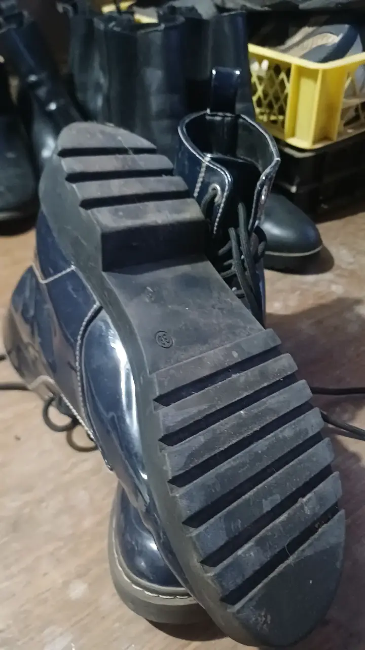 Botas azul marino simil cuero con cordones - 2