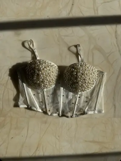 Corset con perlas - miniatura 1