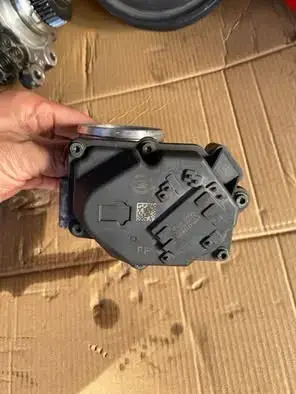 Cuerpo de Aceleración SsangYong - miniatura 3