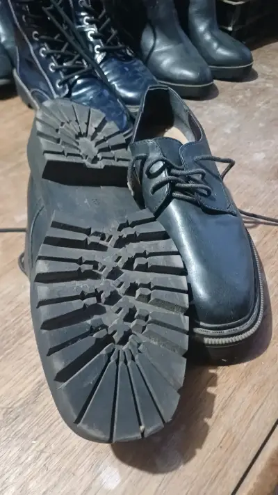 Zapatos formales negros de cuero - miniatura 2