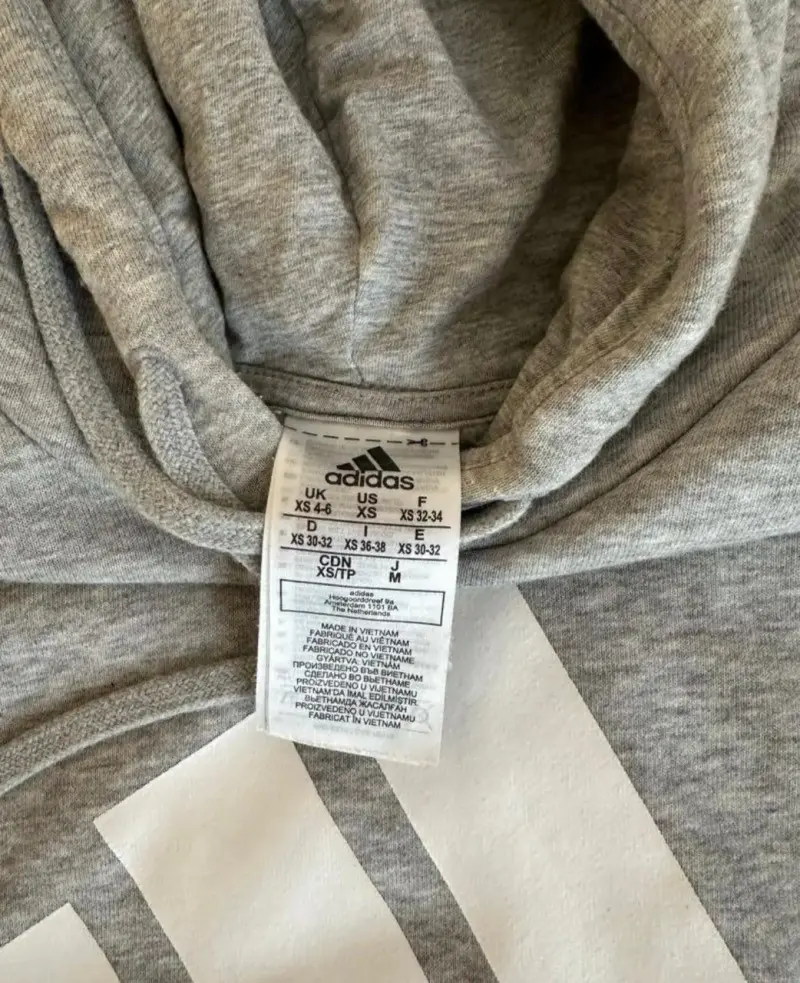 Polerón gris Adidas con capucha - 3