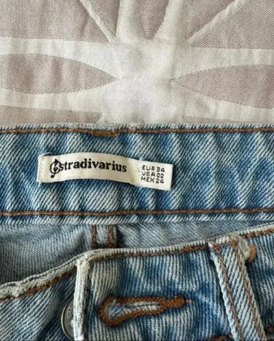 Jeans desgastados azules - miniatura 3