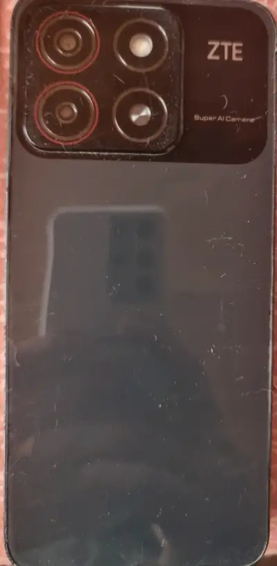 Celular ZTE a35 - miniatura 1
