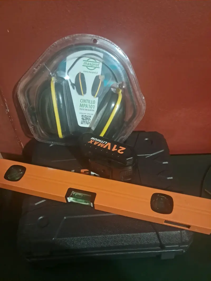 Set de herramientas y accesorios - 4
