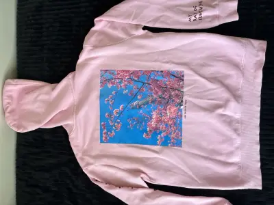 Polerón rosa con estampado floral - miniatura 1