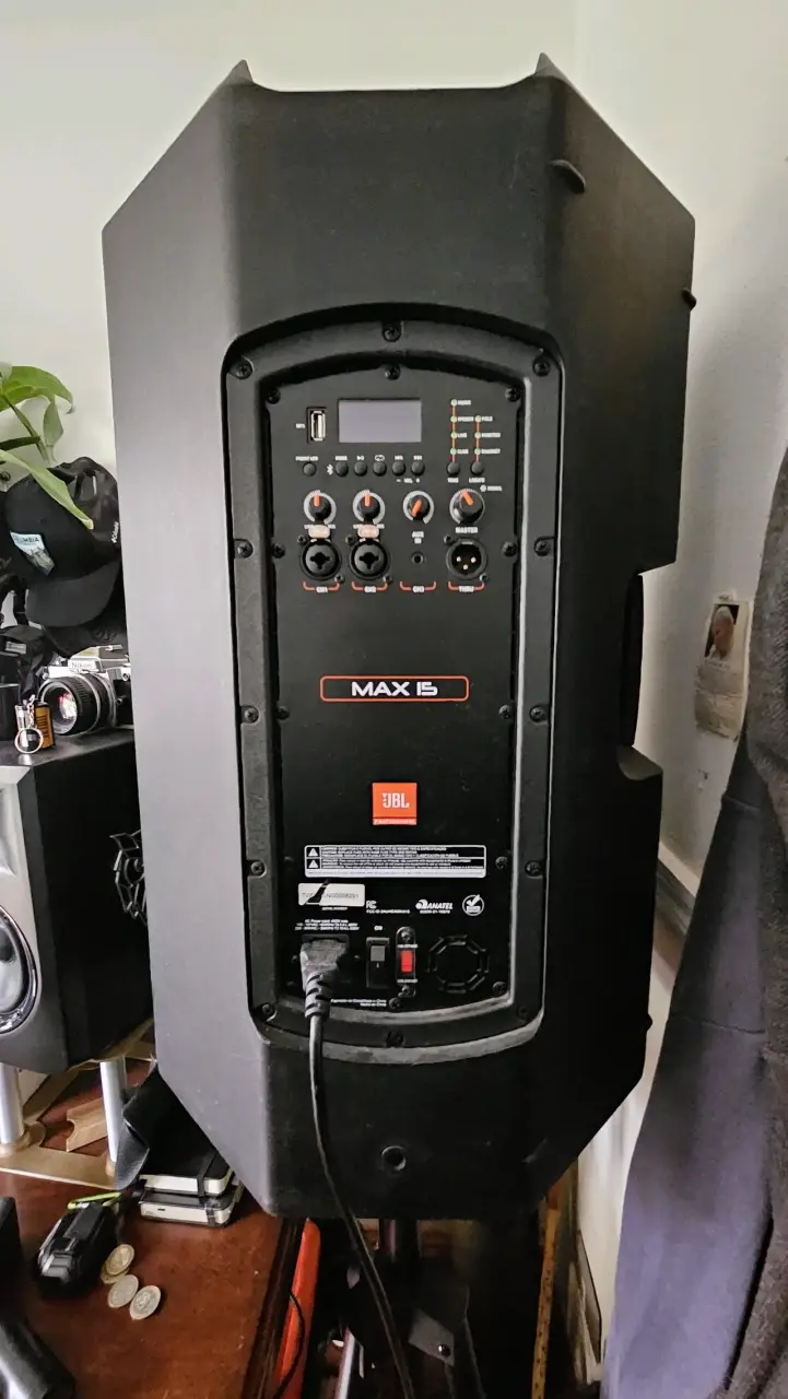 Parlante JBL MAX 15 + Soporte - 2