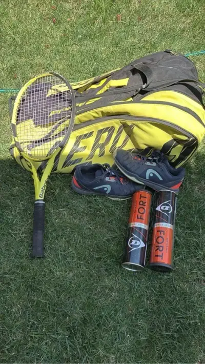 Set de tennis con accesorios - miniatura 1