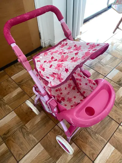 Coche de muñecas rosa floral - miniatura 3