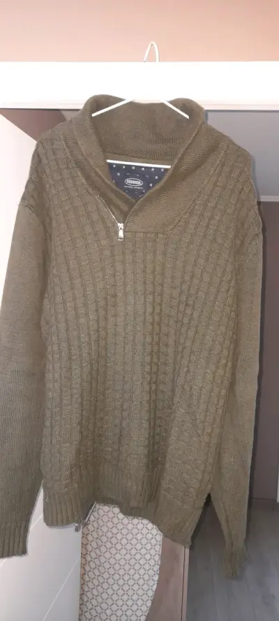 Sweater marrón con cierre - miniatura 1