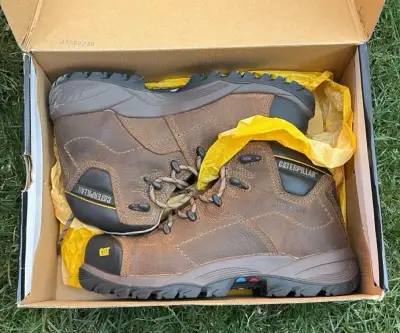 Botas de seguridad Caterpillar café - miniatura 2