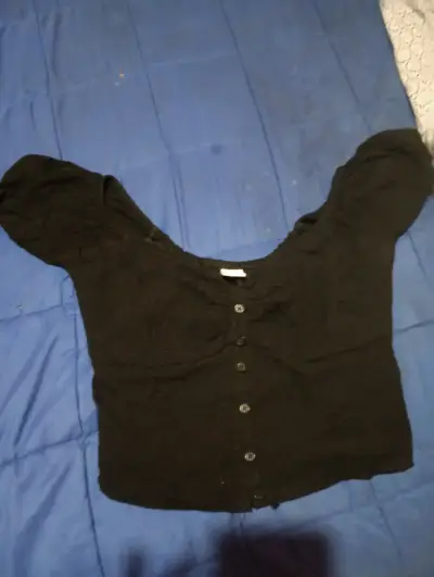 Vendo jardinera talla 36 y poleras talla s - miniatura 3