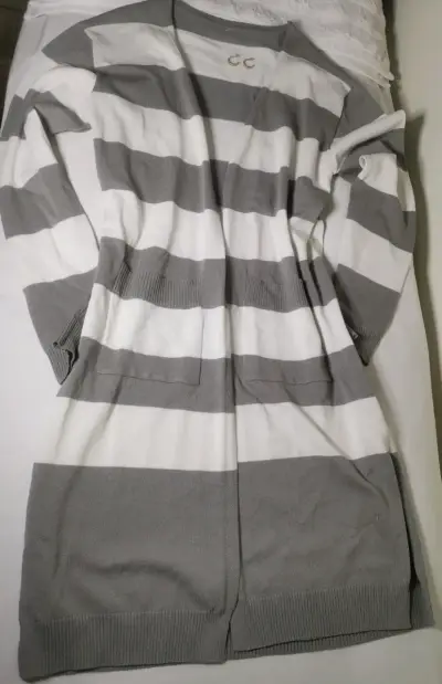 Cardigan bicolor - miniatura 1