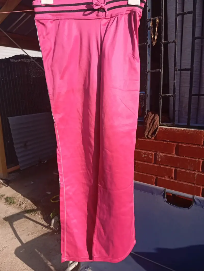 Pantalón deportivo rosa mujer