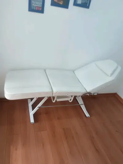 Camilla de masajes blanca ajustable - miniatura 2