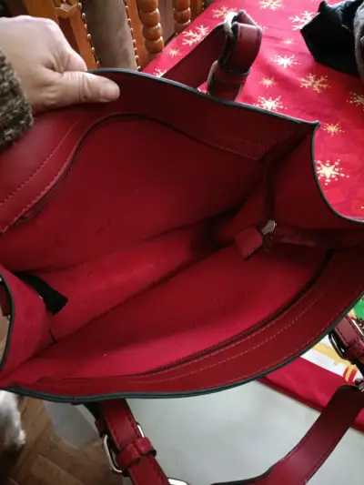 Cartera roja de cuero - miniatura 2