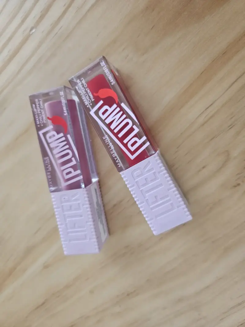 Brillo labial Maybelline Plump - 2