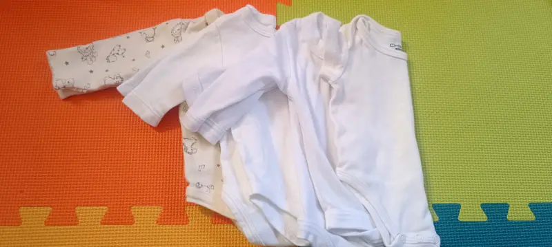 Conjunto de bodies para bebé