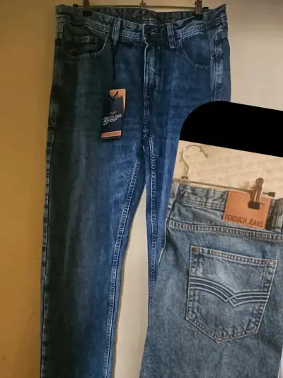 Jeans Ferouch azul con etiqueta - miniatura 1