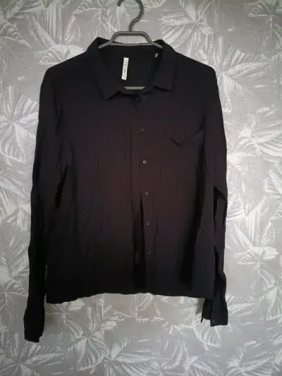 Camisa negra manga larga - miniatura 1