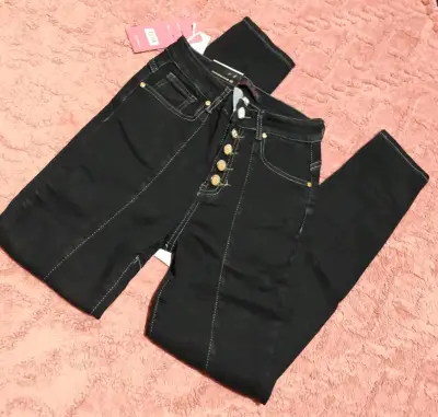 Jeans celestes nuevos - miniatura 4