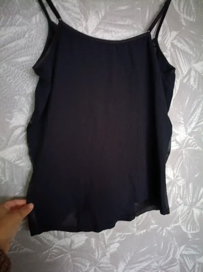 Blusa negra con lazo - 4