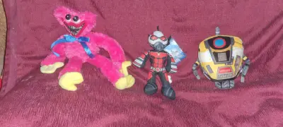 Peluches , esponjosos , famosos ,etc - miniatura 5