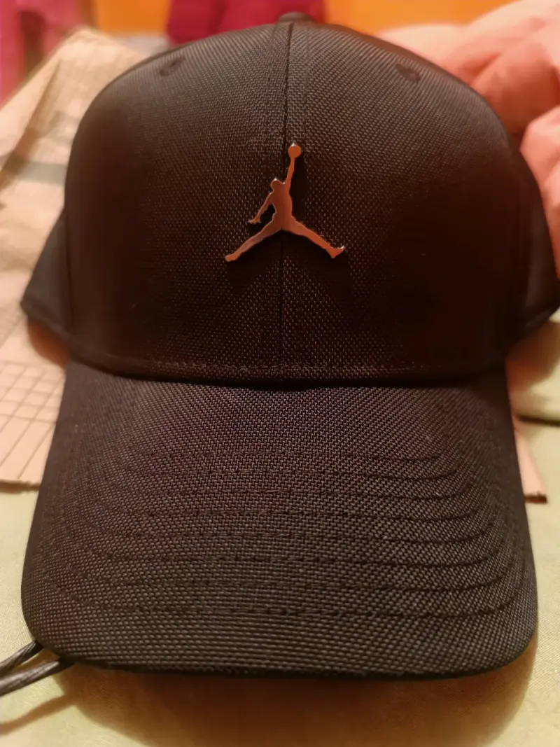 Gorro Jordan Rise Negro talla M-L - 1